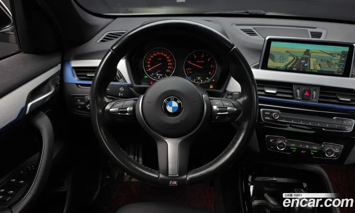 BMW X1 2016 2.0 автомат (гидро), фото 13