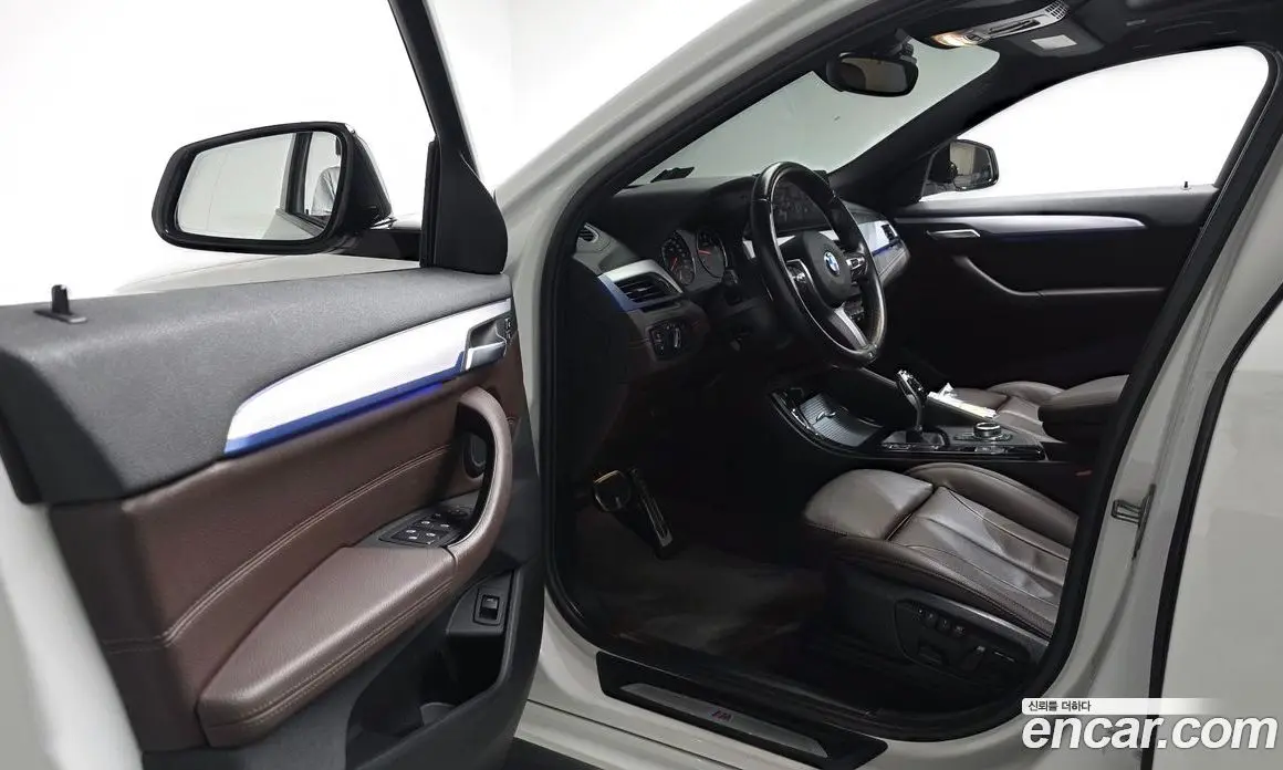 BMW X2 2022 2.0 автомат (гидро), фото 12