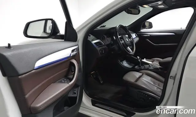 BMW X2 2022 2.0 автомат (гидро), миниатюра 12