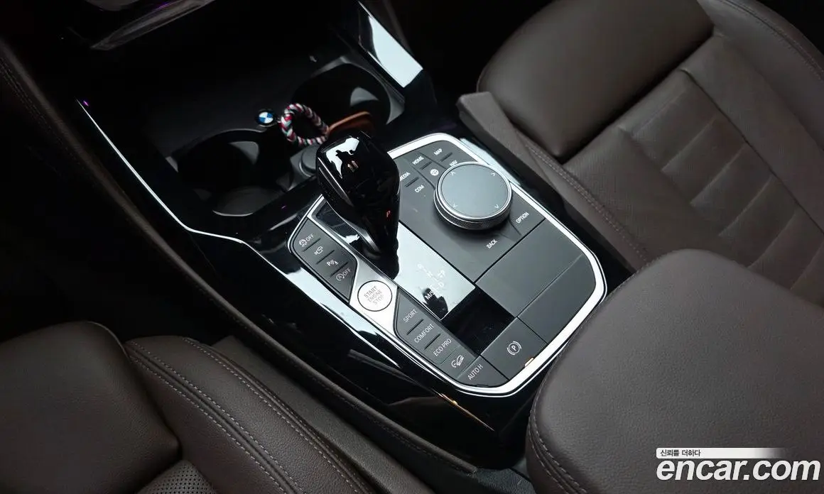 BMW X4 2025 2.0 автомат (гидро), фото 12