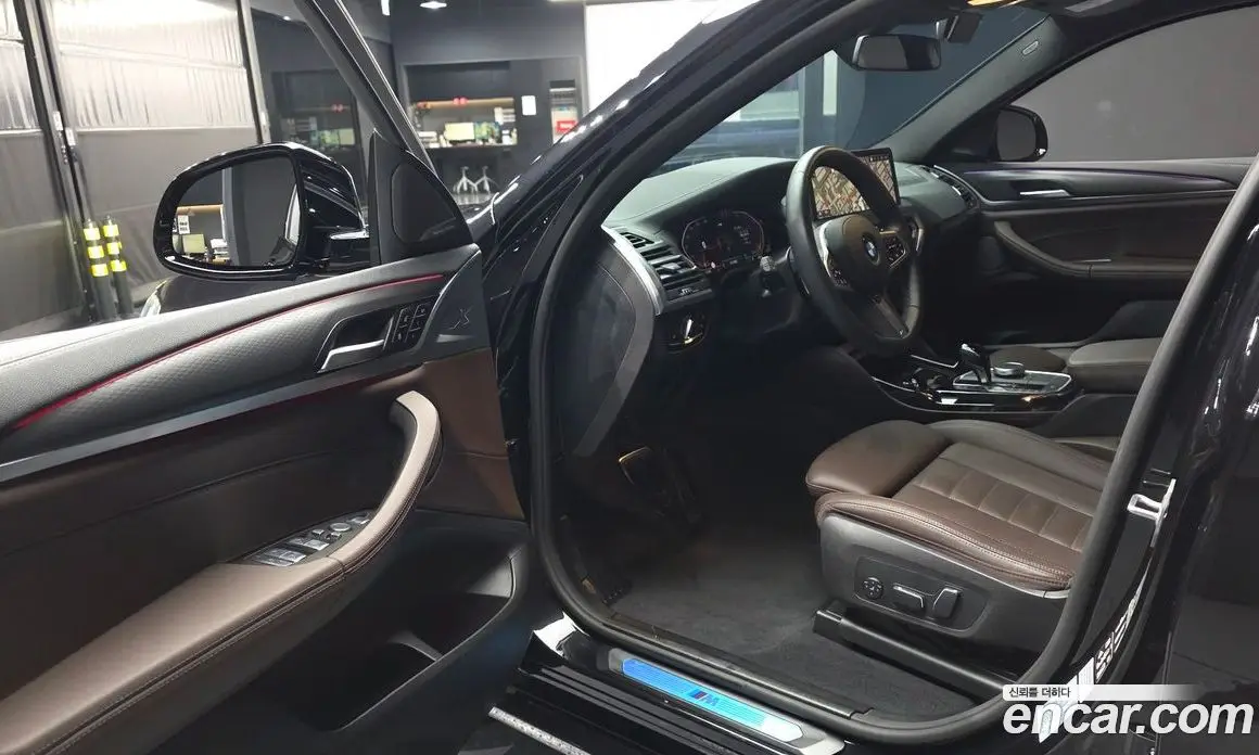 BMW X4 2025 2.0 автомат (гидро), фото 13