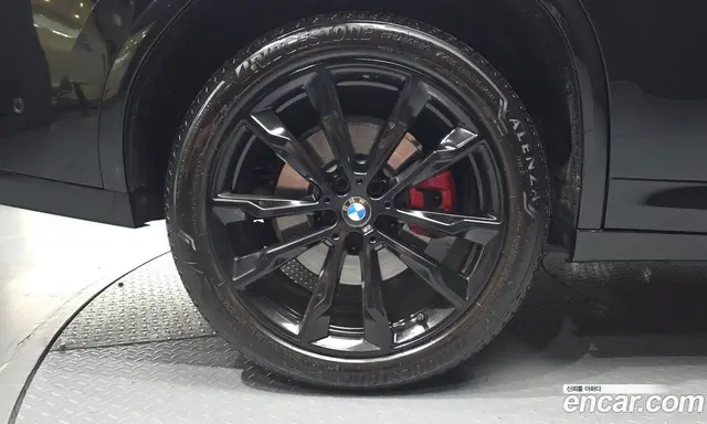 BMW X4 2025 2.0 автомат (гидро), миниатюра 7