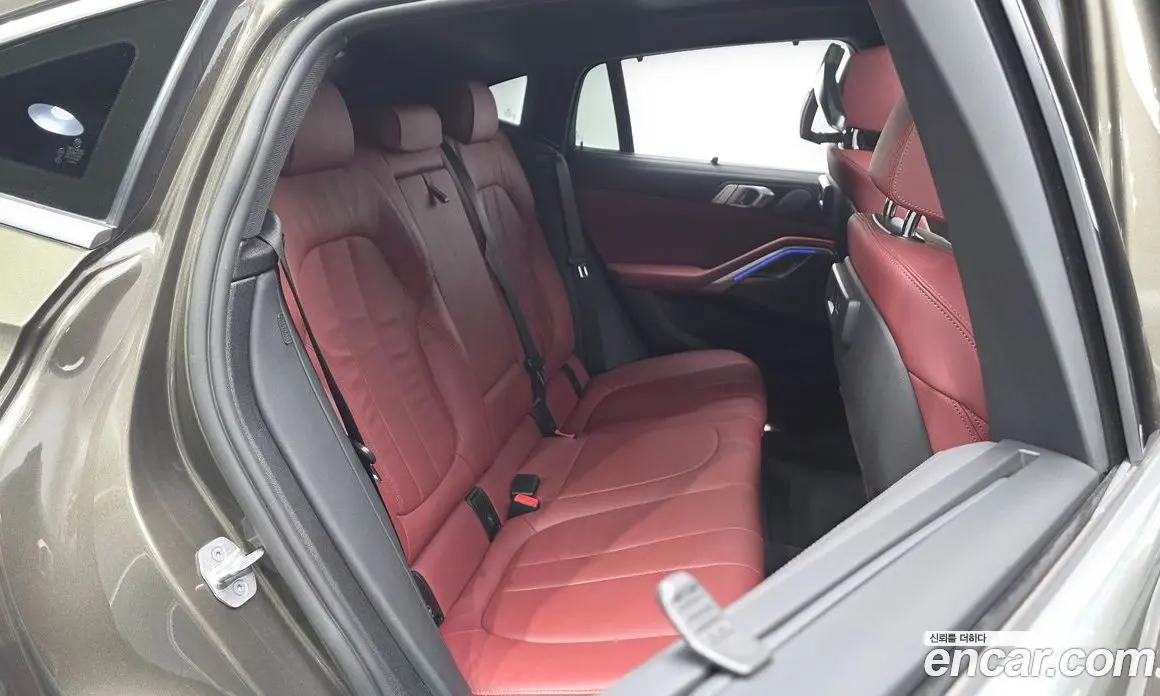 BMW X6 2021 3.0 автомат (гидро), фото 16