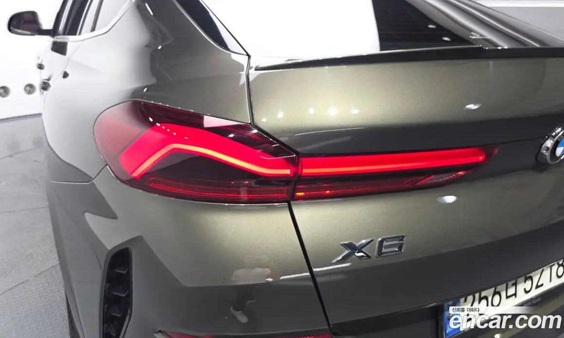 BMW X6 2021 3.0 автомат (гидро), фото 8