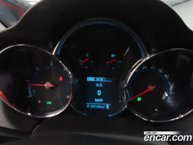 Chevrolet Cruze 2014 2.0 автомат (гидро), миниатюра 9