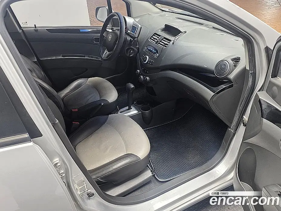Chevrolet Matiz 2010 1.0 автомат (гидро), фото 12