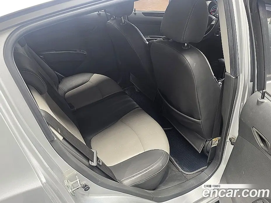 Chevrolet Matiz 2010 1.0 автомат (гидро), фото 13