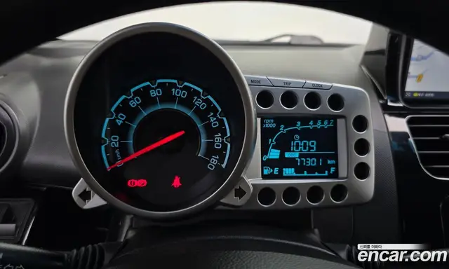 Chevrolet Spark 2012 1.0 автомат (гидро), миниатюра 11