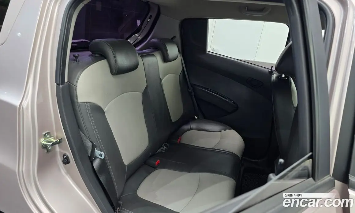 Chevrolet Spark 2012 1.0 автомат (гидро), фото 16