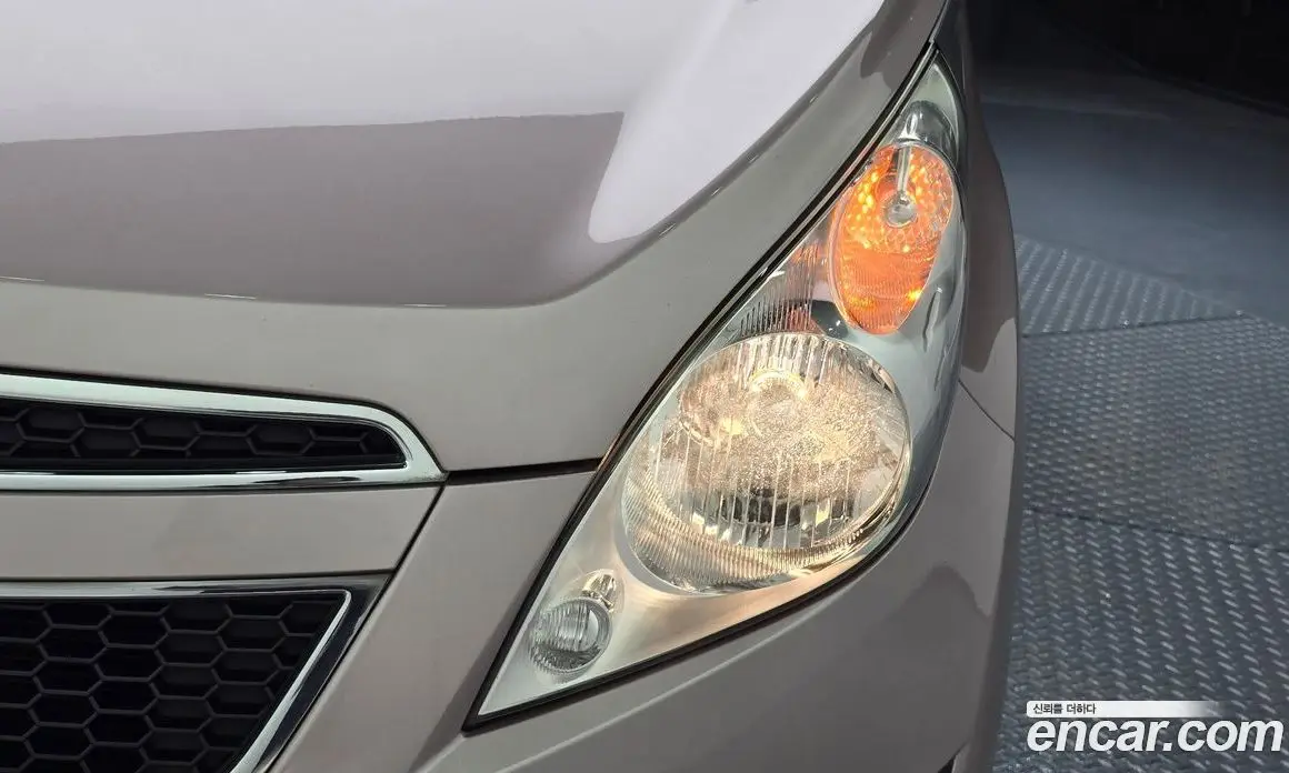 Chevrolet Spark 2012 1.0 автомат (гидро), фото 8