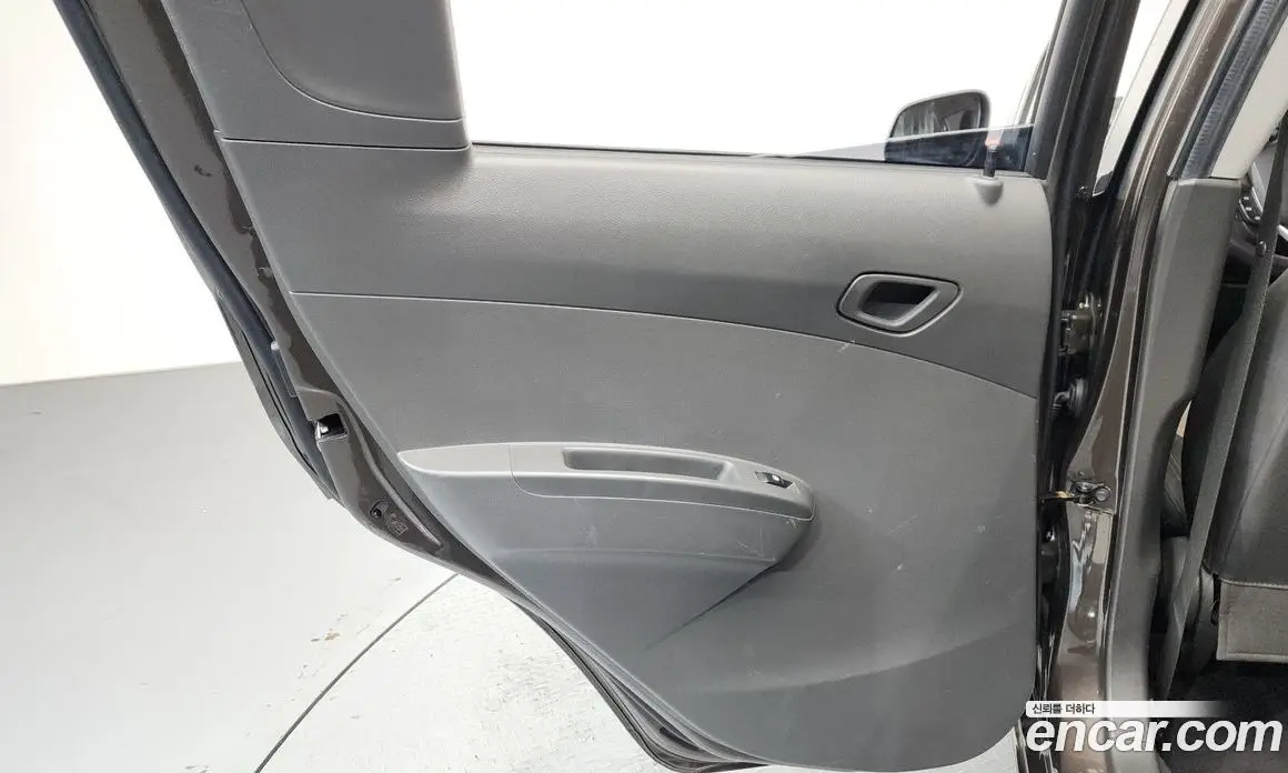 Chevrolet Spark 2012 1.0 автомат (гидро), фото 15