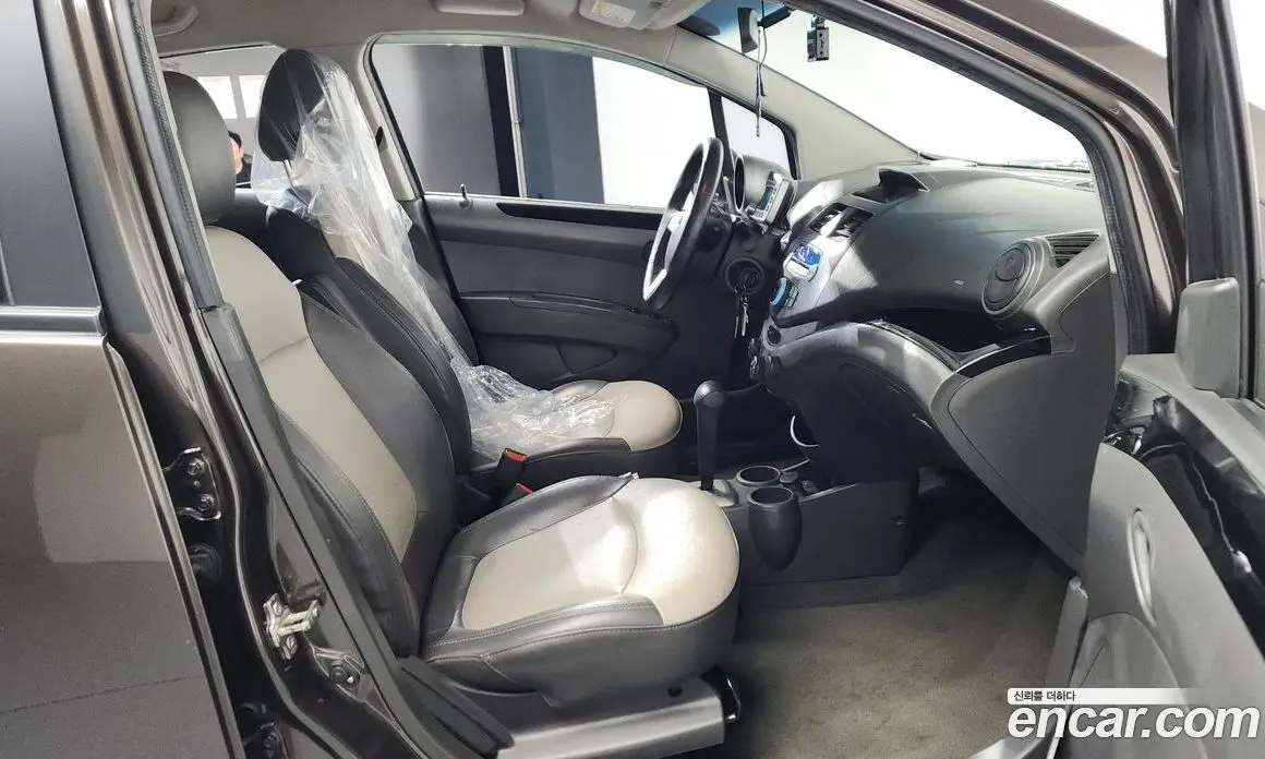 Chevrolet Spark 2012 1.0 автомат (гидро), фото 16