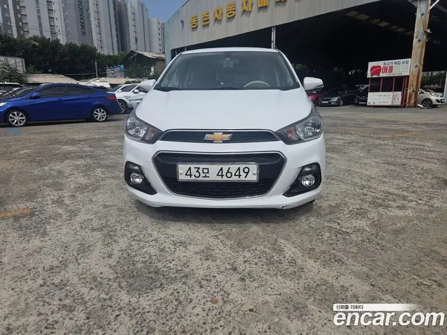Chevrolet Spark 2015 1.0 автомат (гидро), миниатюра 1