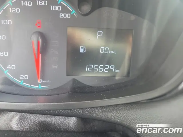 Chevrolet Spark 2015 1.0 автомат (гидро), миниатюра 11