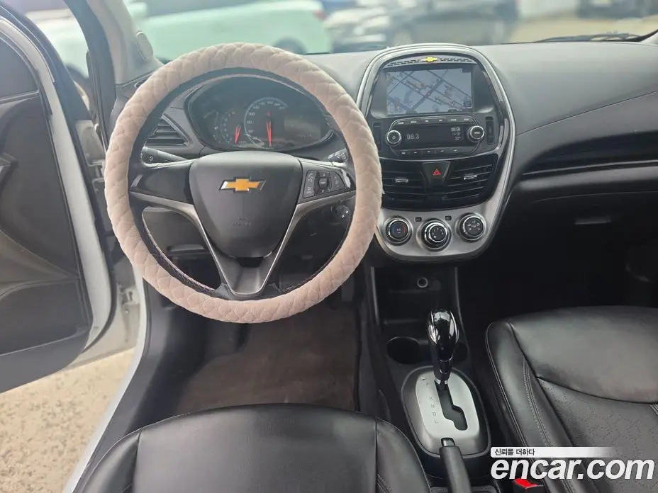 Chevrolet Spark 2015 1.0 автомат (гидро), фото 15