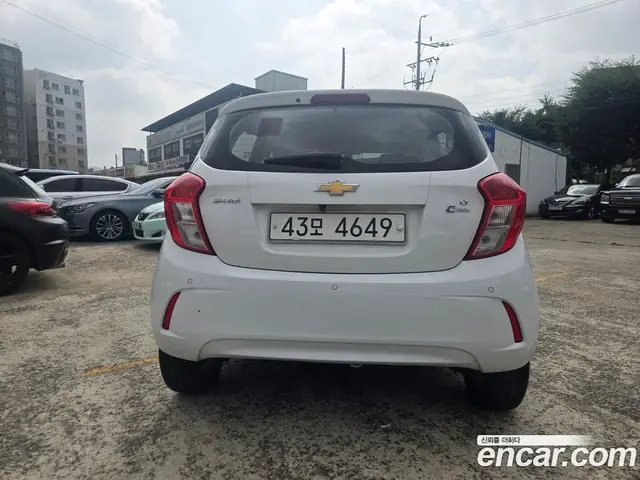 Chevrolet Spark 2015 1.0 автомат (гидро), миниатюра 4