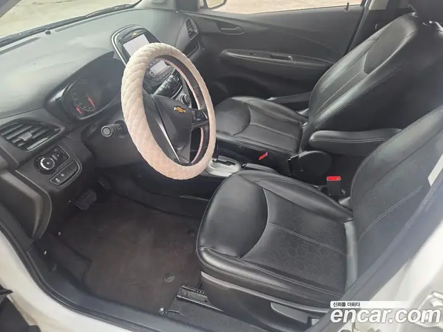 Chevrolet Spark 2015 1.0 автомат (гидро), миниатюра 9