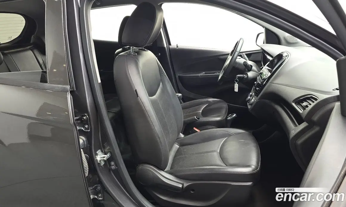 Chevrolet Spark 2015 1.0 автомат (гидро), фото 12