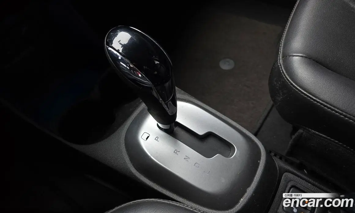 Chevrolet Spark 2015 1.0 автомат (гидро), фото 9