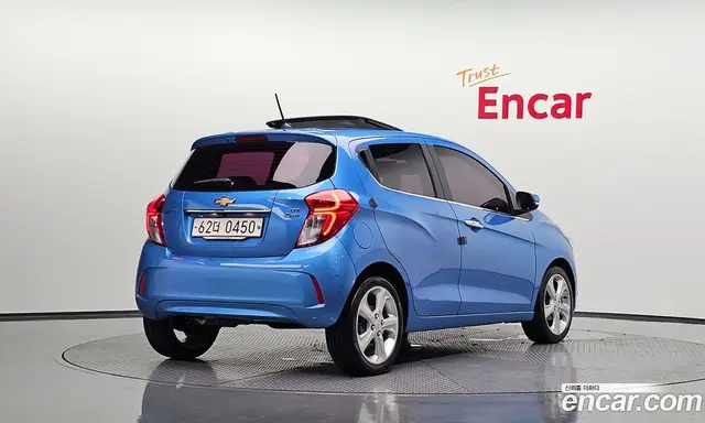 Chevrolet Spark 2016 1.0 автомат (гидро), миниатюра 1