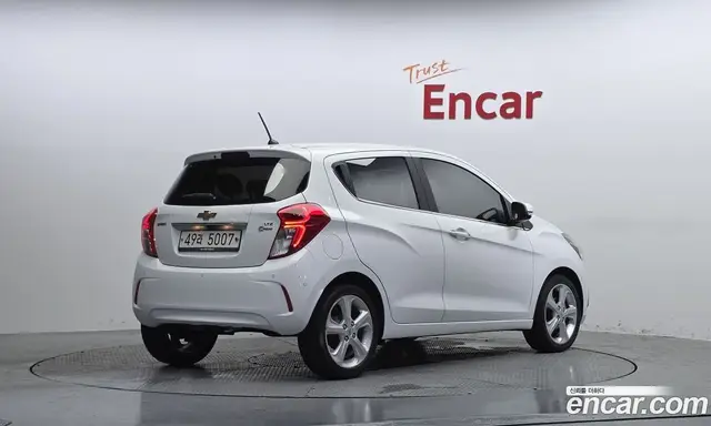 Chevrolet Spark 2017 1.0 автомат (гидро), миниатюра 2