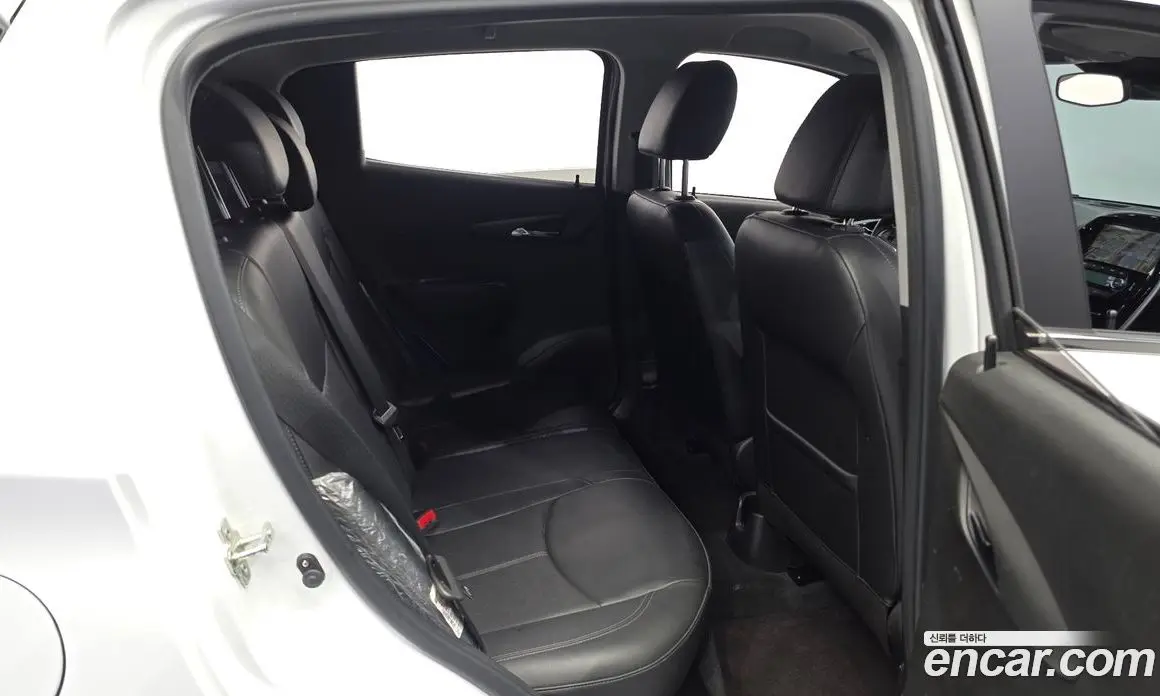 Chevrolet Spark 2017 1.0 автомат (гидро), фото 12
