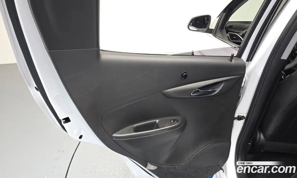 Chevrolet Spark 2020 1.0 автомат (гидро), фото 15