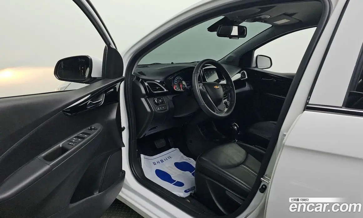 Chevrolet Spark 2022 1.0 автомат (гидро), фото 13