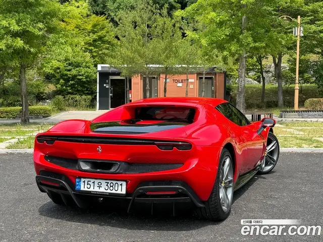 Ferrari 296 2022 3.0 автомат (гидро), миниатюра 2