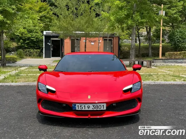 Ferrari 296 2022 3.0 автомат (гидро), миниатюра 3