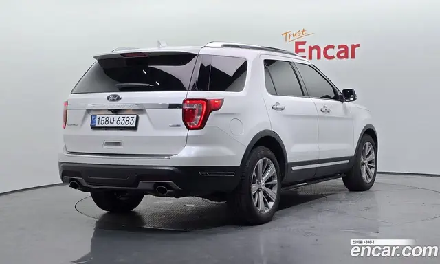 Ford Explorer 2018 2.3 автомат (гидро), миниатюра 2
