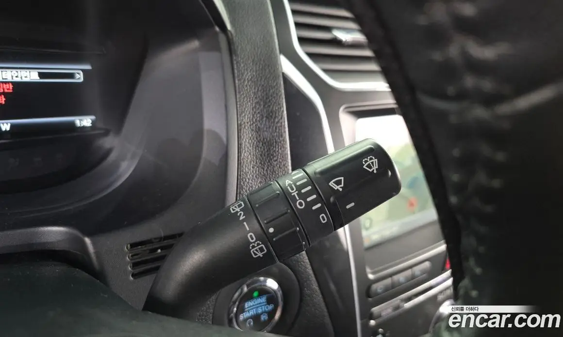 Ford Explorer 2018 2.3 автомат (гидро), фото 16