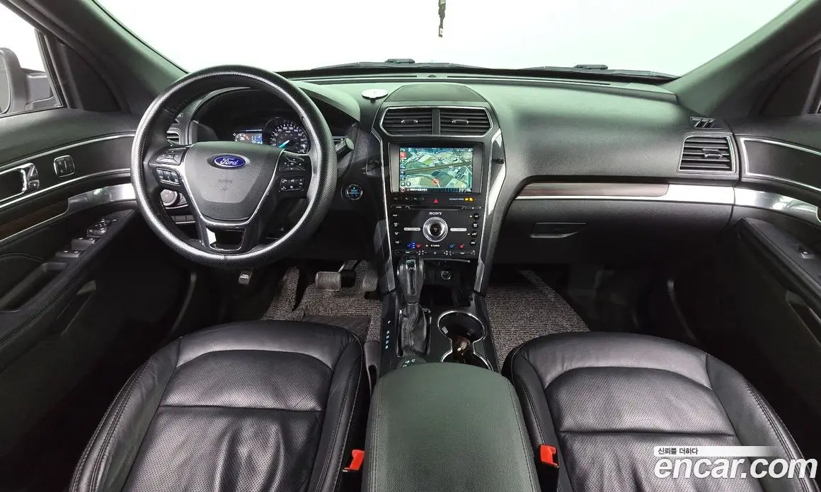 Ford Explorer 2018 2.3 автомат (гидро), фото 7