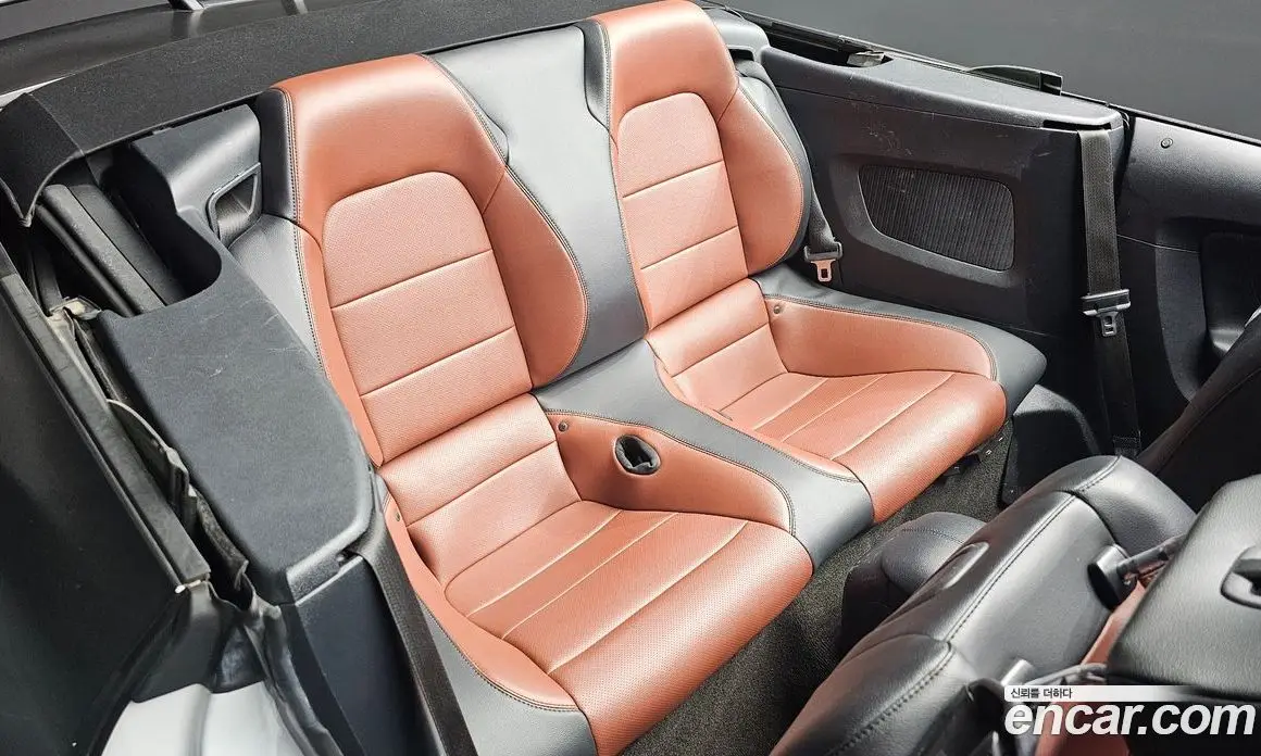 Ford Mustang 2015 2.3 автомат (гидро), фото 11