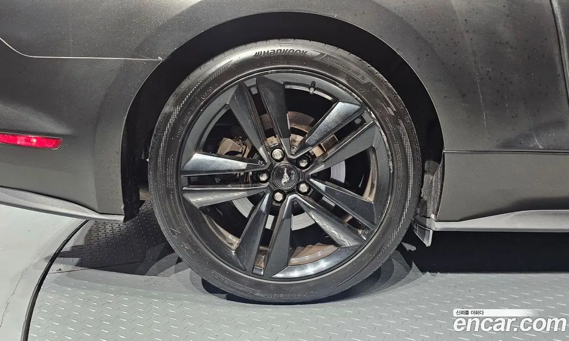 Ford Mustang 2015 2.3 автомат (гидро), фото 5
