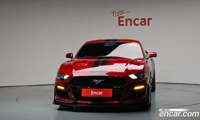 Ford Mustang 2019 5.0 автомат (гидро), миниатюра 2