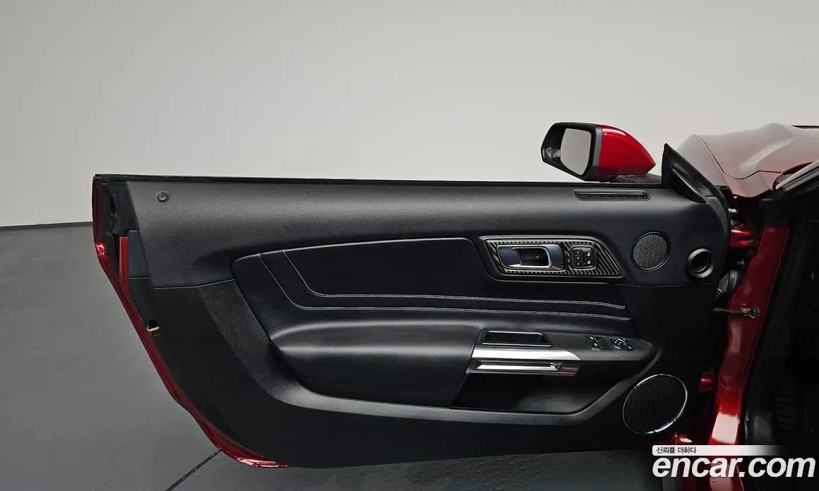 Ford Mustang 2019 5.0 автомат (гидро), фото 13