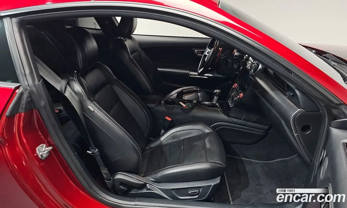 Ford Mustang 2019 5.0 автомат (гидро), фото 15