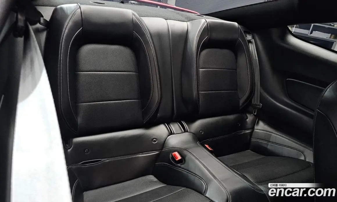 Ford Mustang 2019 5.0 автомат (гидро), фото 16