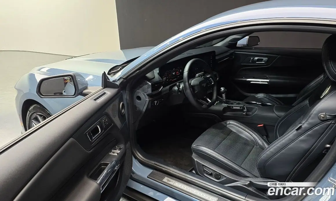 Ford Mustang 2024 5.0 автомат (гидро), фото 13