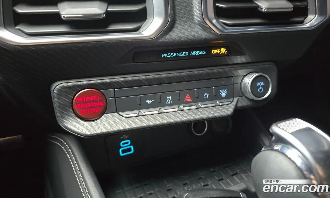 Ford Mustang 2024 5.0 автомат (гидро), фото 24