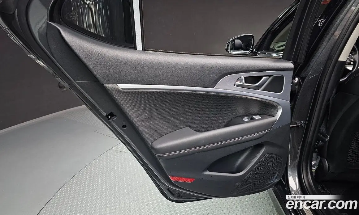 Genesis G70 2019 2.0 автомат (гидро), фото 14