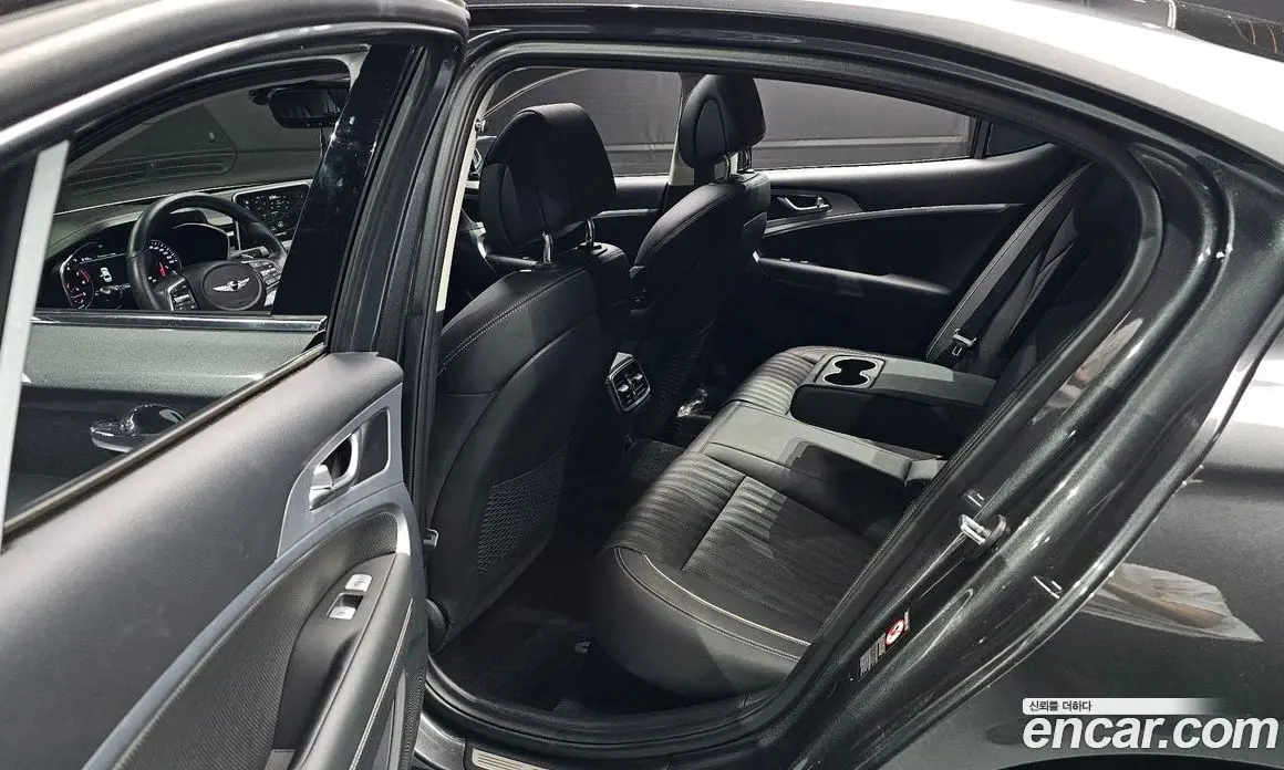 Genesis G70 2019 2.0 автомат (гидро), фото 17