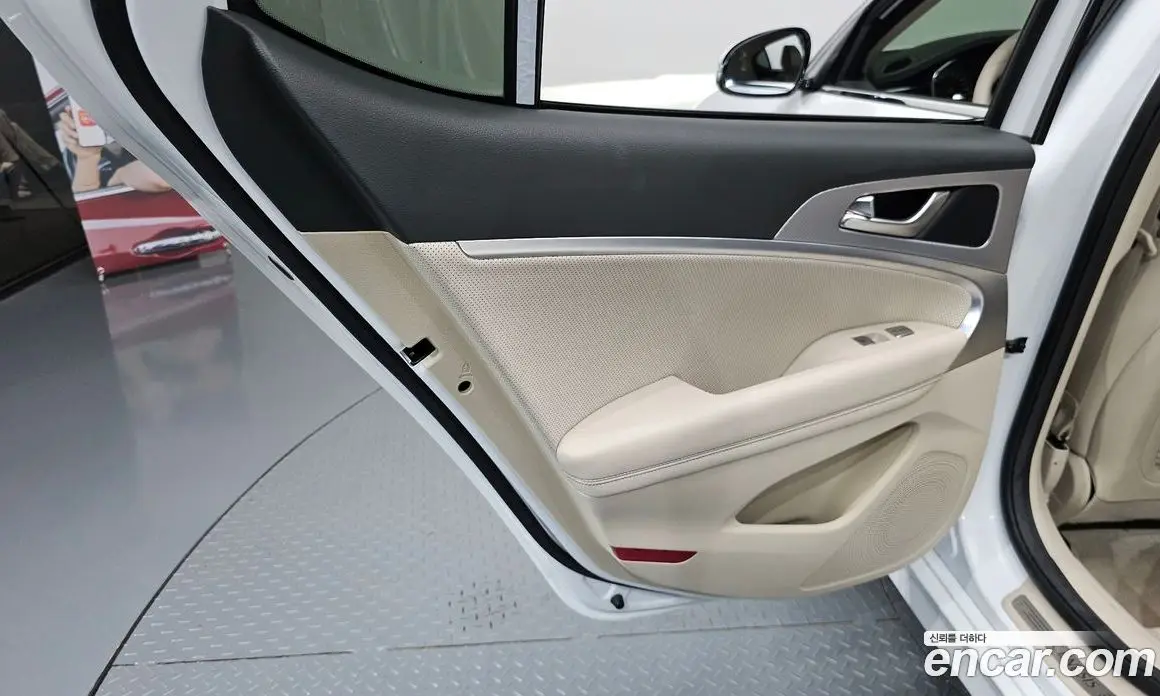 Genesis G70 2021 2.0 автомат (гидро), фото 15