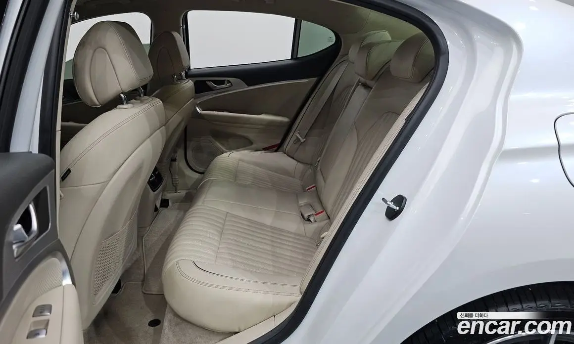 Genesis G70 2021 2.0 автомат (гидро), фото 16