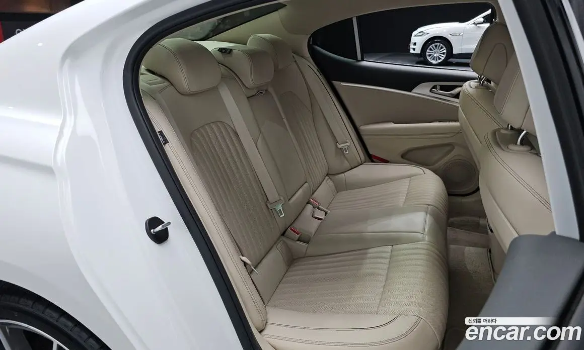 Genesis G70 2021 2.0 автомат (гидро), фото 17