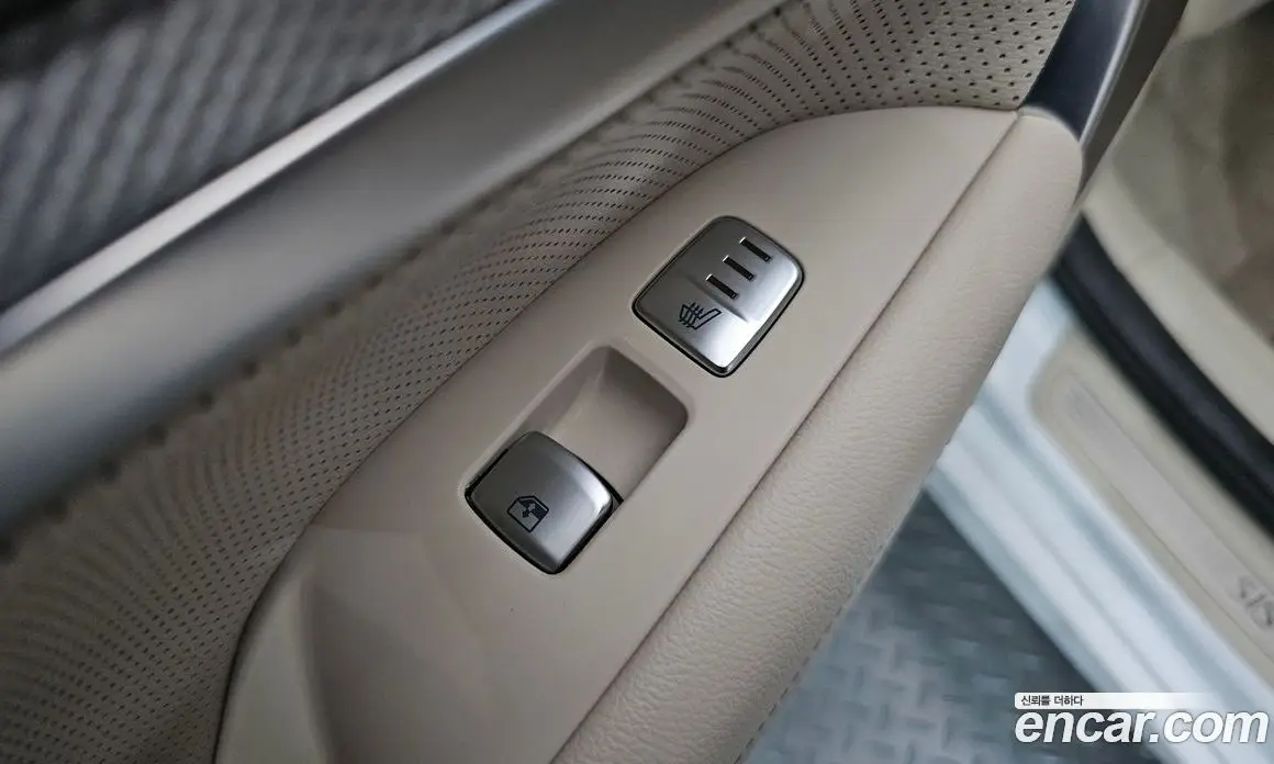 Genesis G70 2021 2.0 автомат (гидро), фото 23