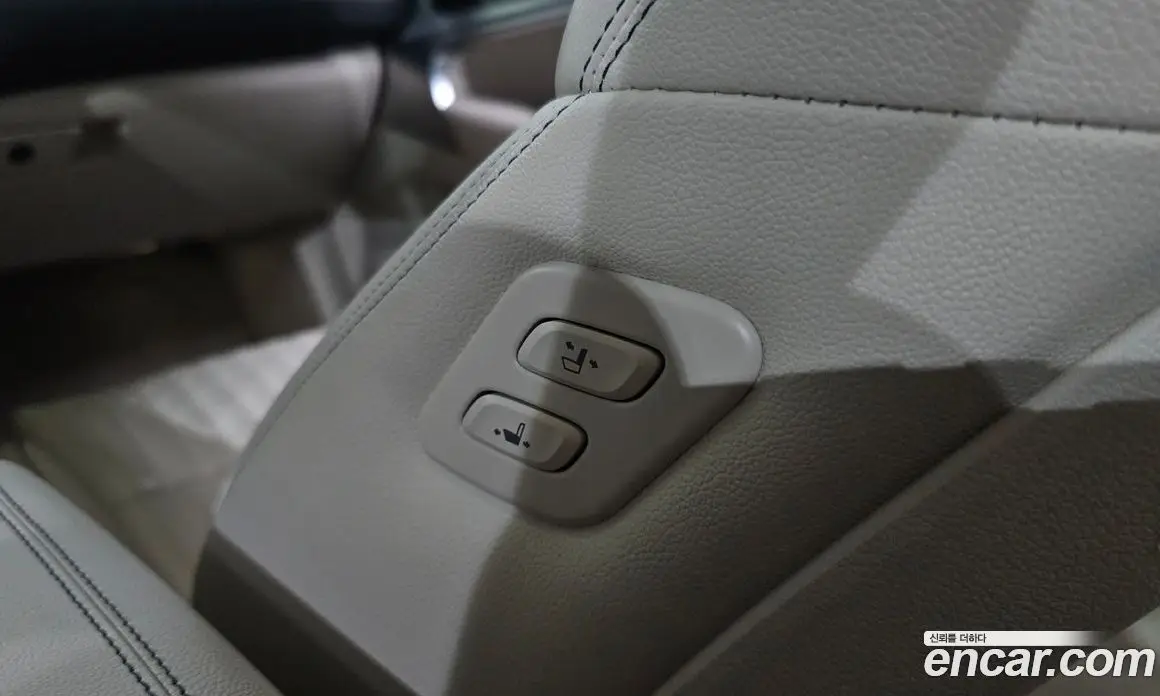 Genesis G70 2021 2.0 автомат (гидро), фото 32