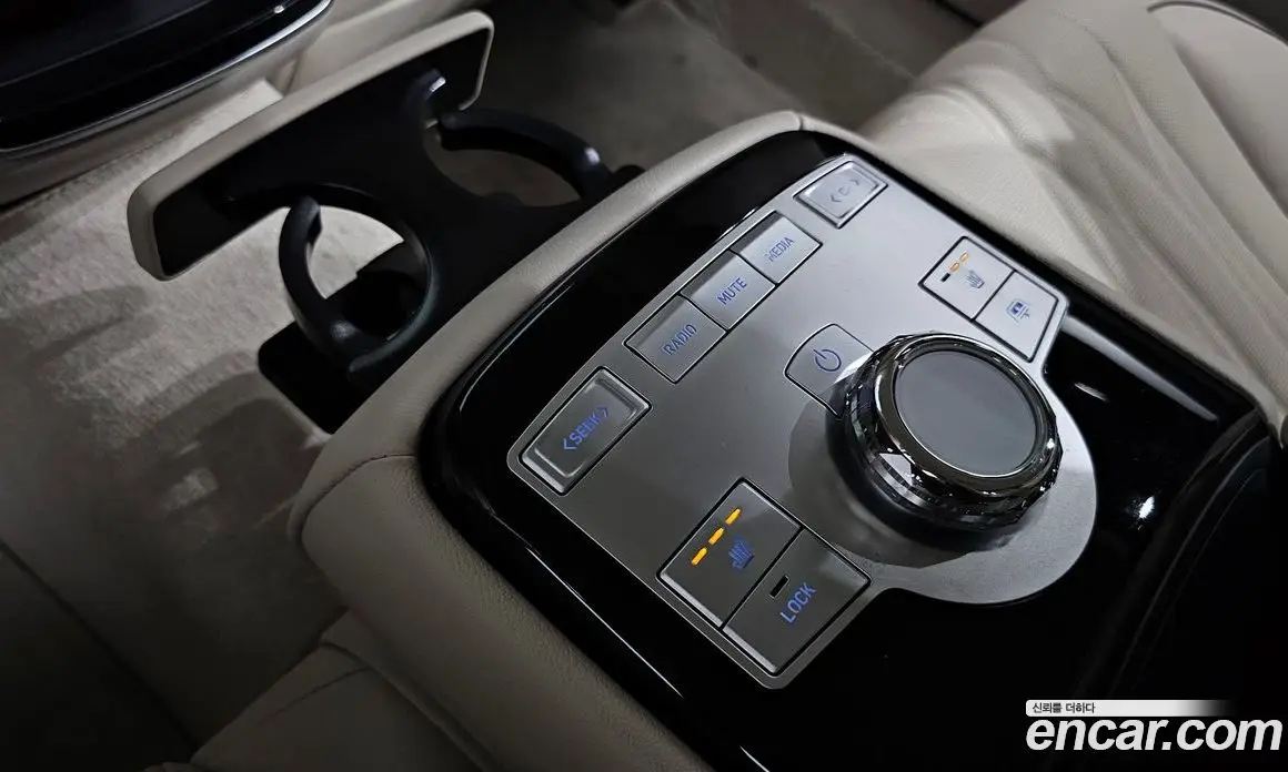 Genesis G80 2024 2.5 автомат (гидро), фото 23