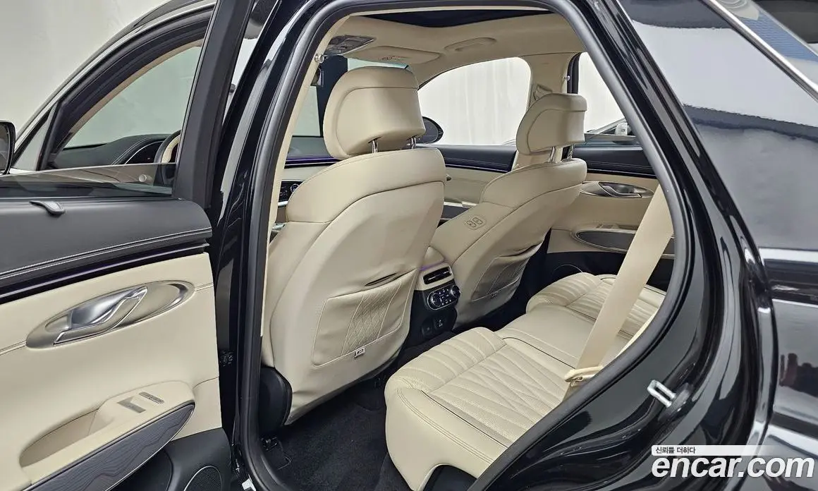 Genesis GV70 2021 2.5 автомат (гидро), фото 17